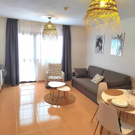 Tamarindo 28, Pool Front,free Wifi Apartament